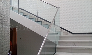 Стеклянные перила для лестниц в Волгограде. Готовые проекты ПерилаГлавСнаб Стеклянные перила для лестниц в Волгограде. Готовые проекты ПерилаГлавСнаб