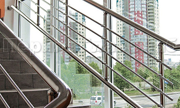 Ограждение на окна из нержавеющей стали в Волгограде. Готовые проекты ПерилаГлавСнаб