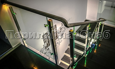 Ограждения со стеклом и подсветкой поручня купить в Волгограде