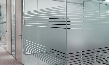 Стеклянные офисные перегородки с матовой пленкой купить в Волгограде