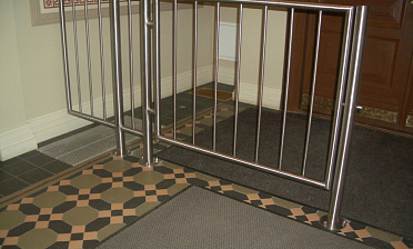 Ограждение лестниц для детей с вертикальным заполнением купить в Волгограде