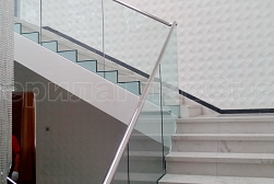 Стеклянные перила для колодезных лестниц в Волгограде. Готовые проекты ПерилаГлавСнаб - фото 10