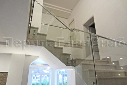 Стеклянные перила для колодезных лестниц в Волгограде. Готовые проекты ПерилаГлавСнаб - фото 7