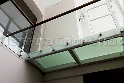 Цельностеклянные ограждения на несущем стекле в Волгограде. Готовые проекты ПерилаГлавСнаб - фото 27