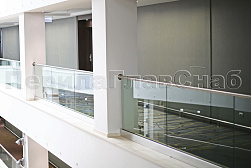 Стеклянные ограждения для торговых  и бизнес центров в Волгограде. Готовые проекты ПерилаГлавСнаб - фото 18