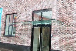 Стеклянные козырьки на вантах в Волгограде. Готовые проекты ПерилаГлавСнаб - фото 23