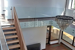 Стеклянные перила для атриумов в Волгограде. Готовые проекты ПерилаГлавСнаб - фото 21