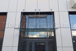 Стеклянные козырьки на вантах в Волгограде. Готовые проекты ПерилаГлавСнаб - фото 11