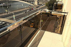 Стеклянные ограждения для улицы в Волгограде. Готовые проекты ПерилаГлавСнаб - фото 3