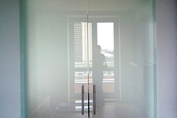 Раздвижные стеклянные двери в Волгограде. Готовые проекты ПерилаГлавСнаб - фото 8